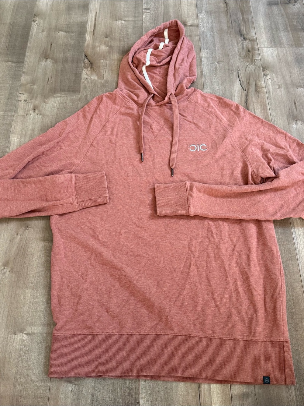 Tasc Performance Hooded Sweatshirt Bamboo Medium‎ Burnt Orange LOGO